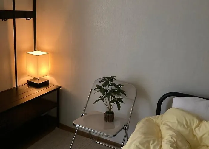 アパート # Gimpo Airport # Songjeong Station 3 Minutes # Hongdae 30 Minutes # Food Street # 5th Floor # Elevator